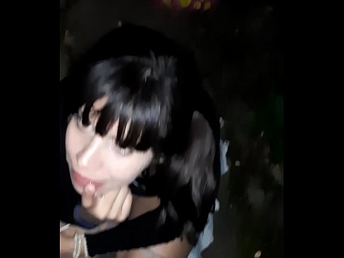 ❤️ Në rrugë penisi i fryrë në këmbim të karamele Pornografi cilësore në pornografi sq.kutjeporno.ru